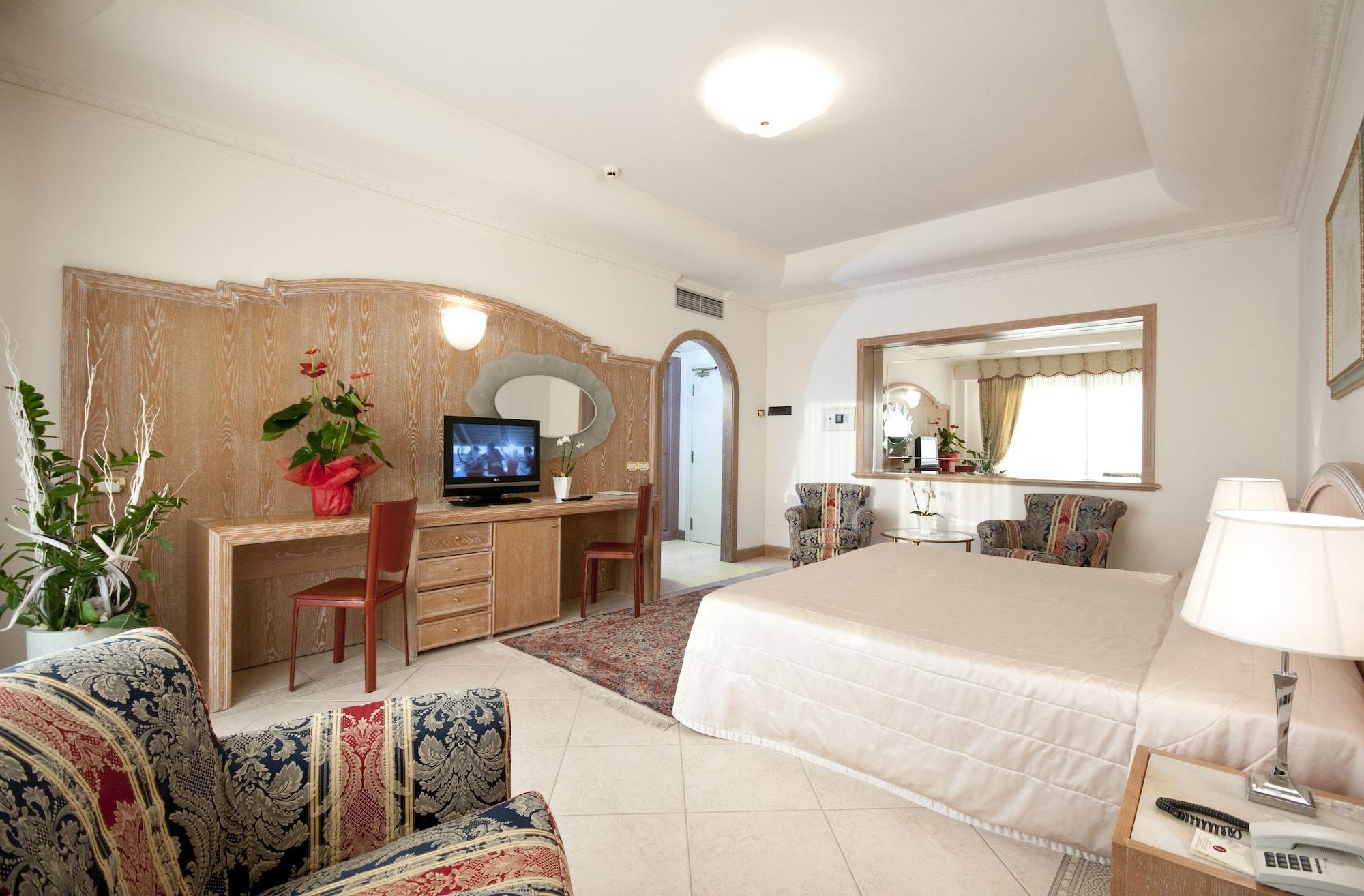 Grand Hotel Gallia Мілано-Маріттіма Екстер'єр фото