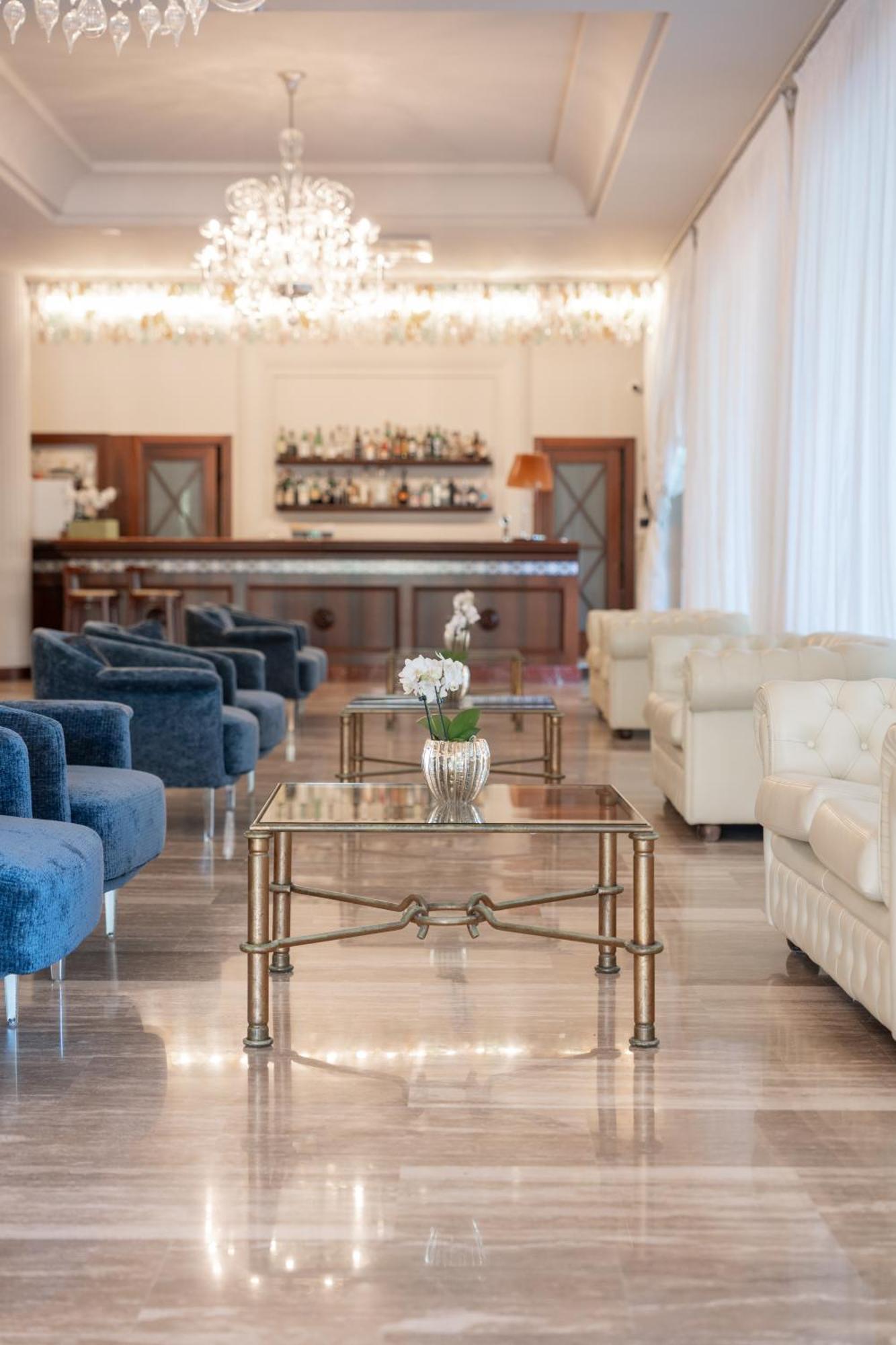 Grand Hotel Gallia Мілано-Маріттіма Екстер'єр фото